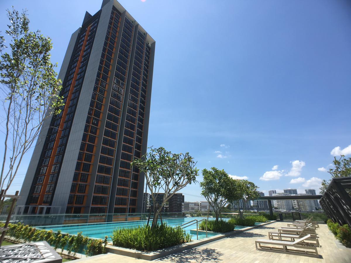 Cozy Kanvas Soho Suites ไซเบอร์จายา ภายนอก รูปภาพ