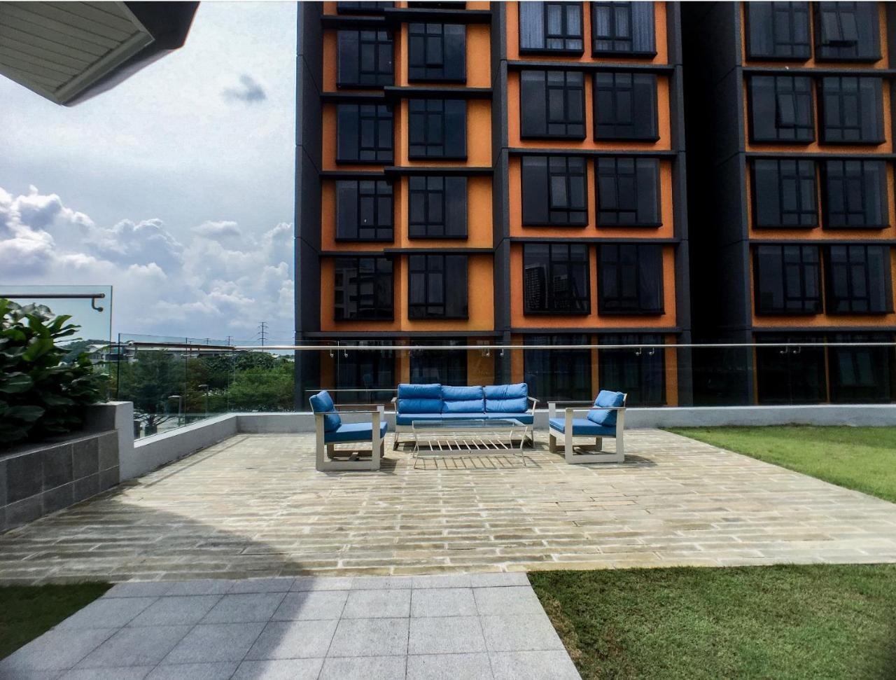 Cozy Kanvas Soho Suites ไซเบอร์จายา ภายนอก รูปภาพ